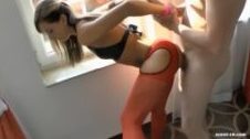 Anni Angel beim Fanfick auf dem Hotelzimmer